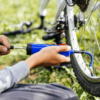 Jak pompować koła bezdętkowe w rowerze?